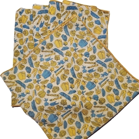 Vtg set of 6 MCM Mushroom vegetables table linens Napkins - Picture 1 of 8